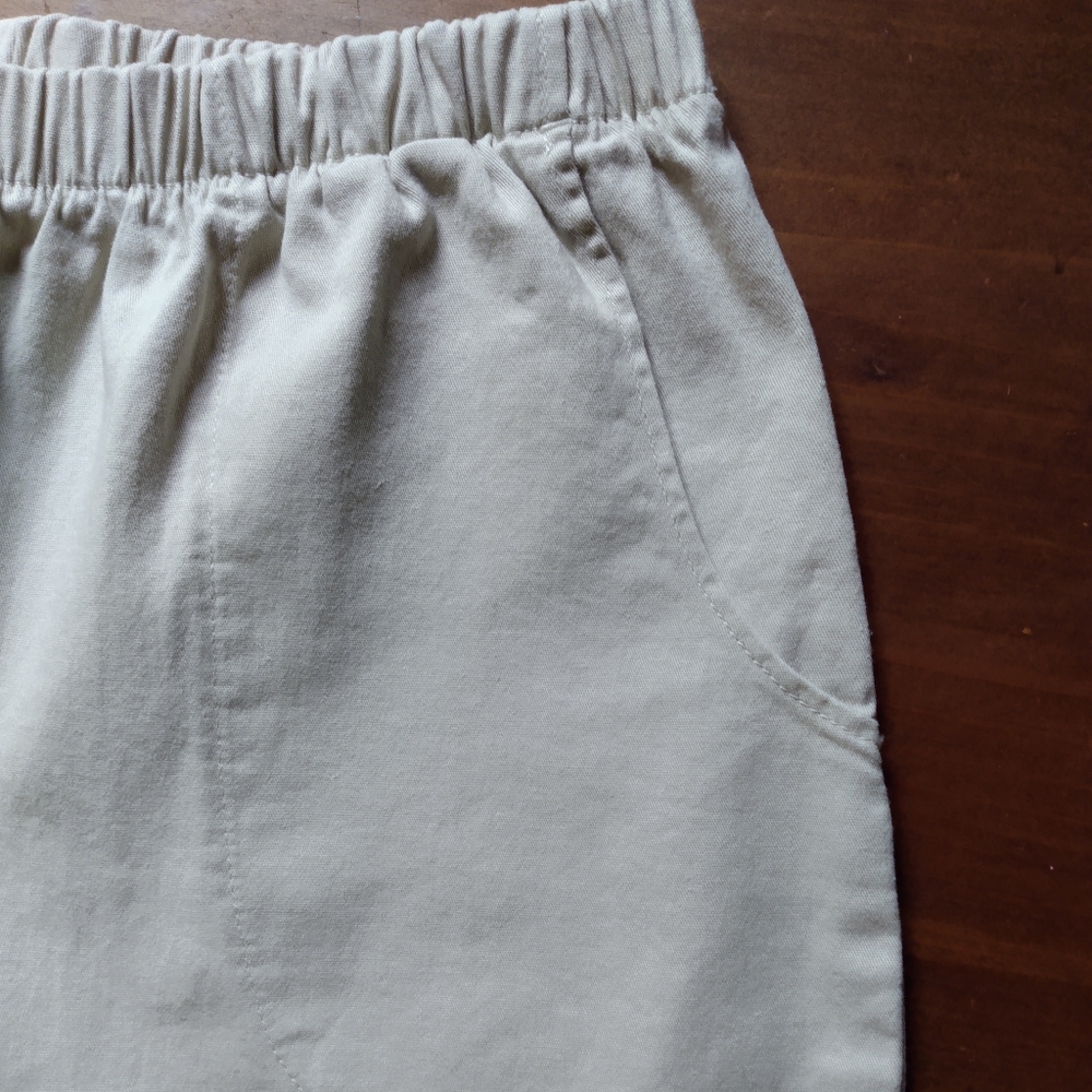 Denim&Co Petite Flare Cotton Pull On Pants - Picture 4 of 9